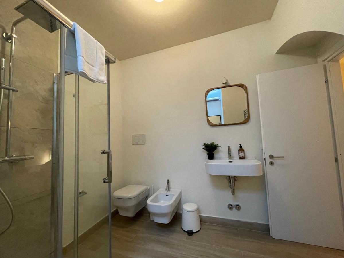 Brera-centro Nuovo Con Cortile Privato * Milán